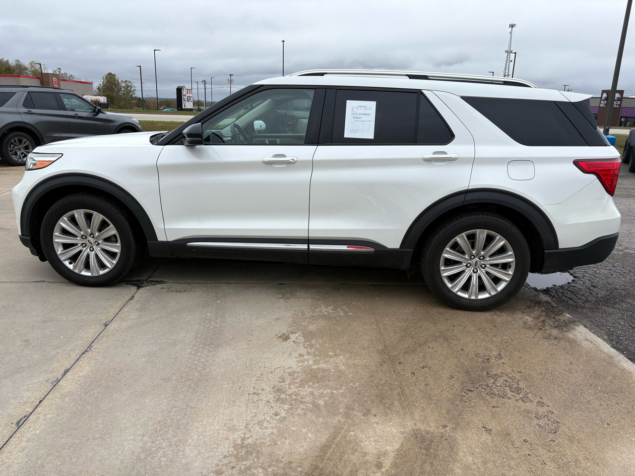 Certified 2020 Ford Explorer Limited image 2