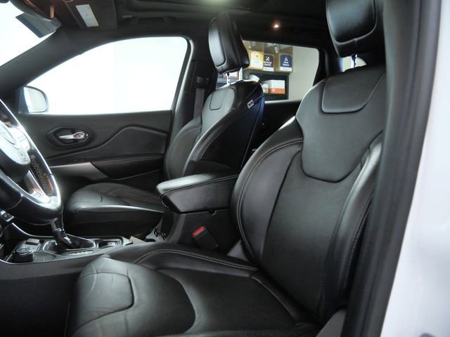 Used 2021 Jeep Cherokee Latitude Lux 80th Anniv w/ Quick Order Package 26U 80TH image 16