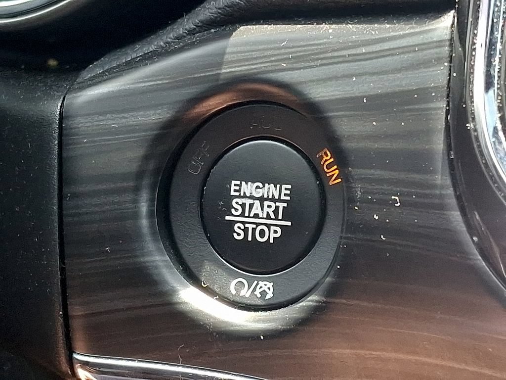 Used 2021 Jeep Grand Cherokee Limited w/ Trailer Tow Group IV AWD/4WD image 25
