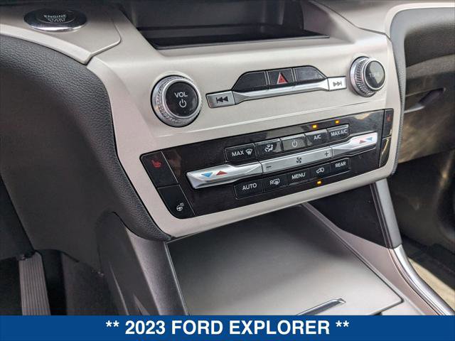 Certified 2023 Ford Explorer XLT w/ Equipment Group 202A RWD image 16
