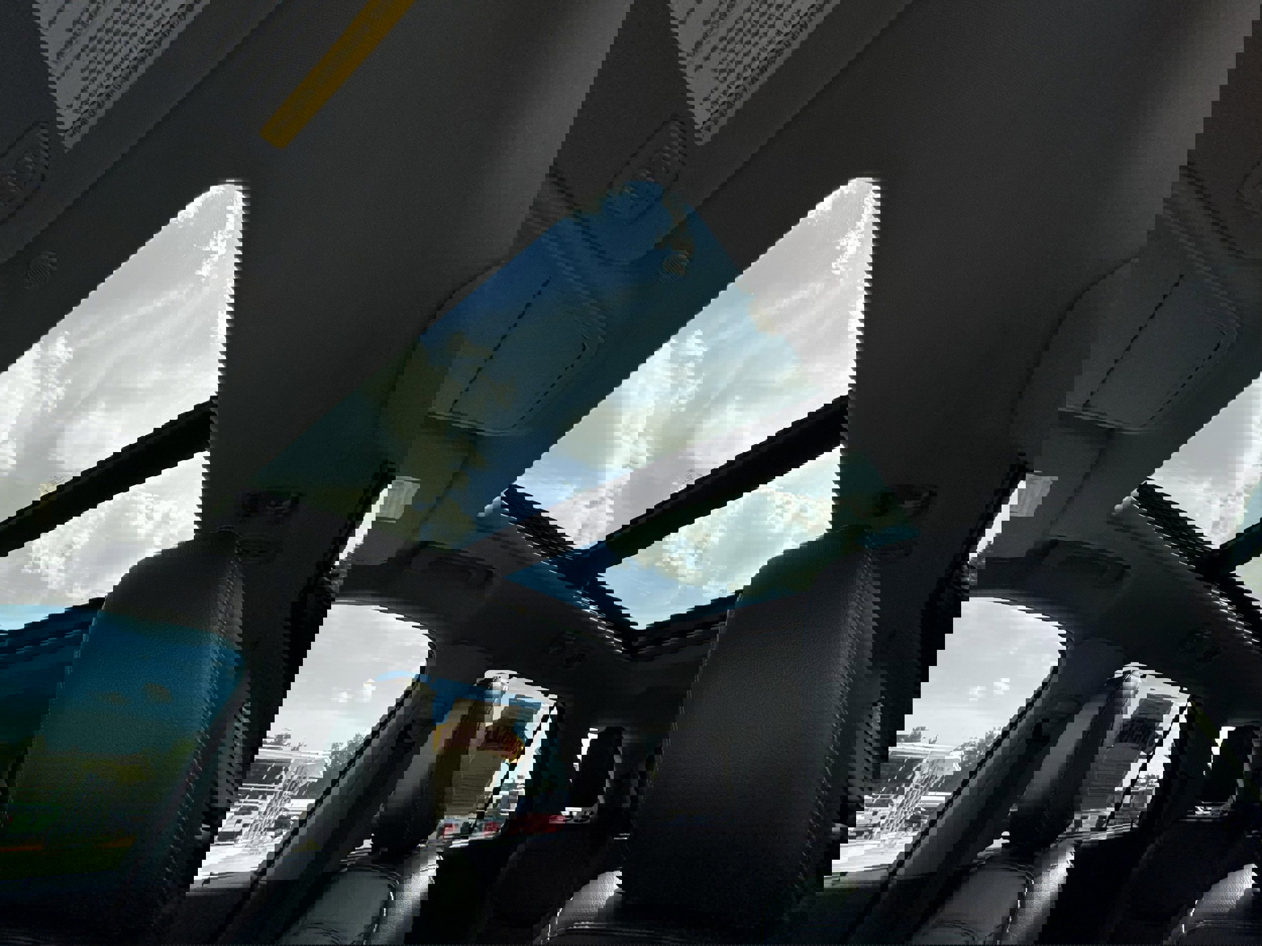 Certified 2023 Ford Explorer Limited w/ Limited Technology Package image 24