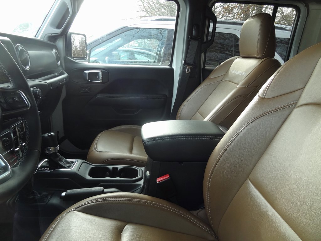 Used 2023 Jeep Wrangler Unlimited Rubicon w/ Safety Group image 6