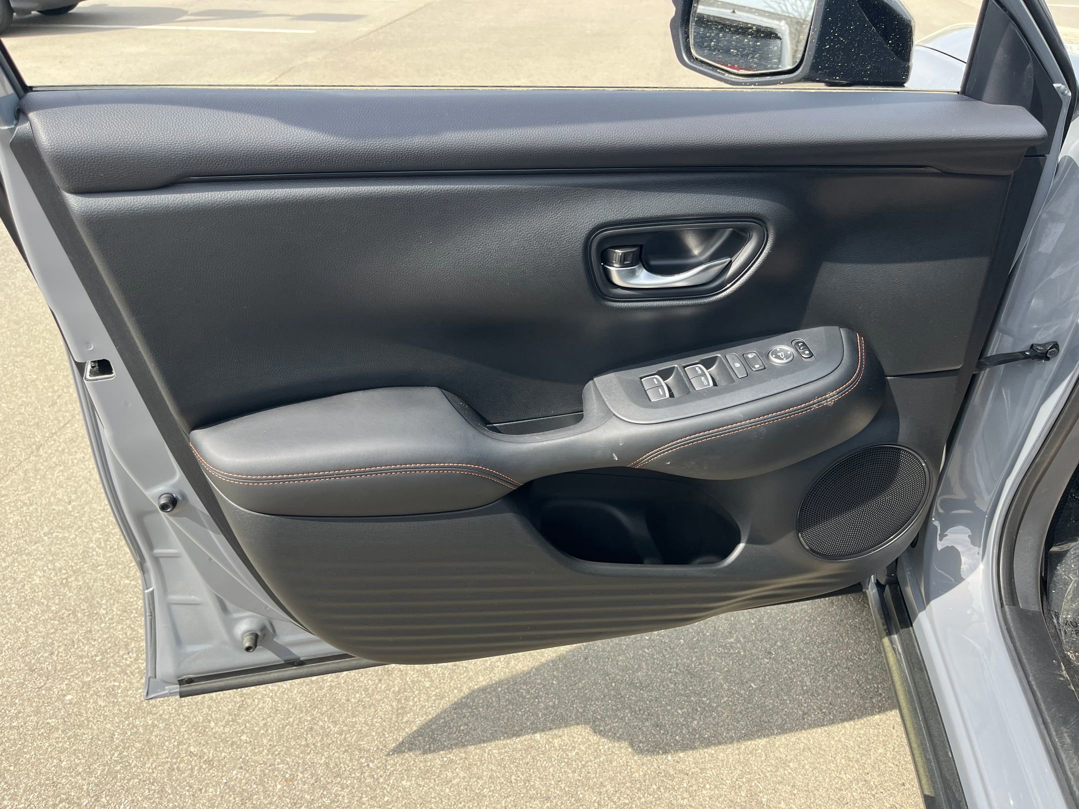 Used 2023 Honda HR-V Sport image 12