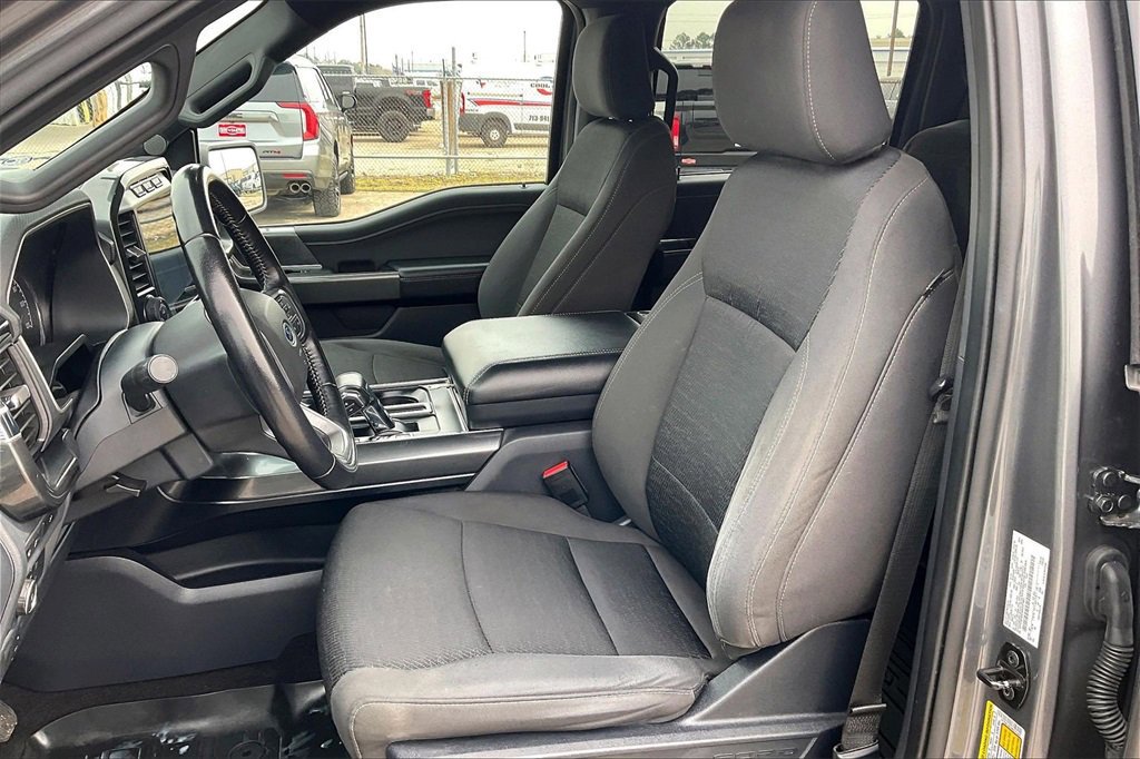 Certified 2022 Ford F150 XLT w/ Equipment Group 302A High image 18