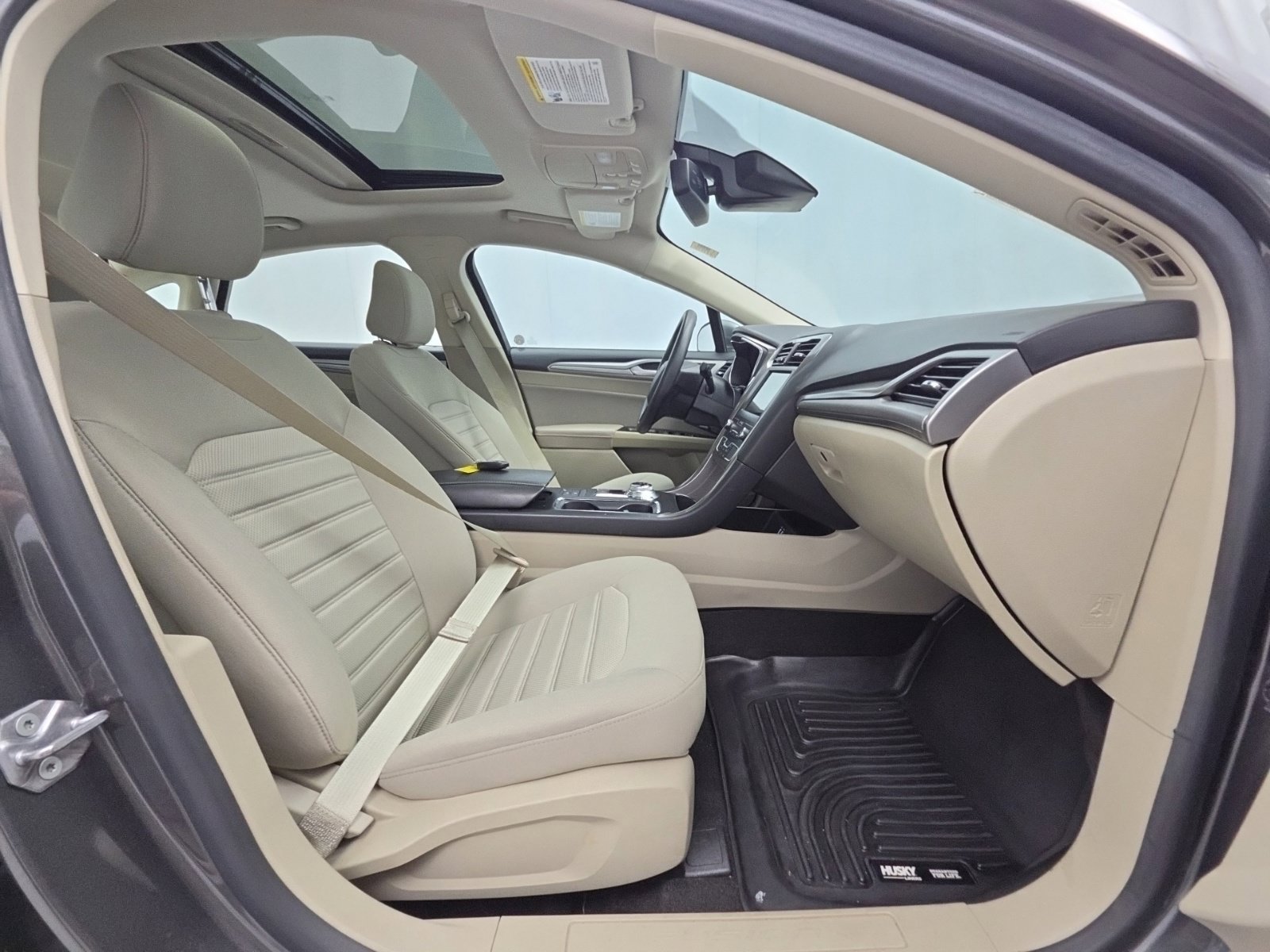 Certified 2020 Ford Fusion SE FWD image 41