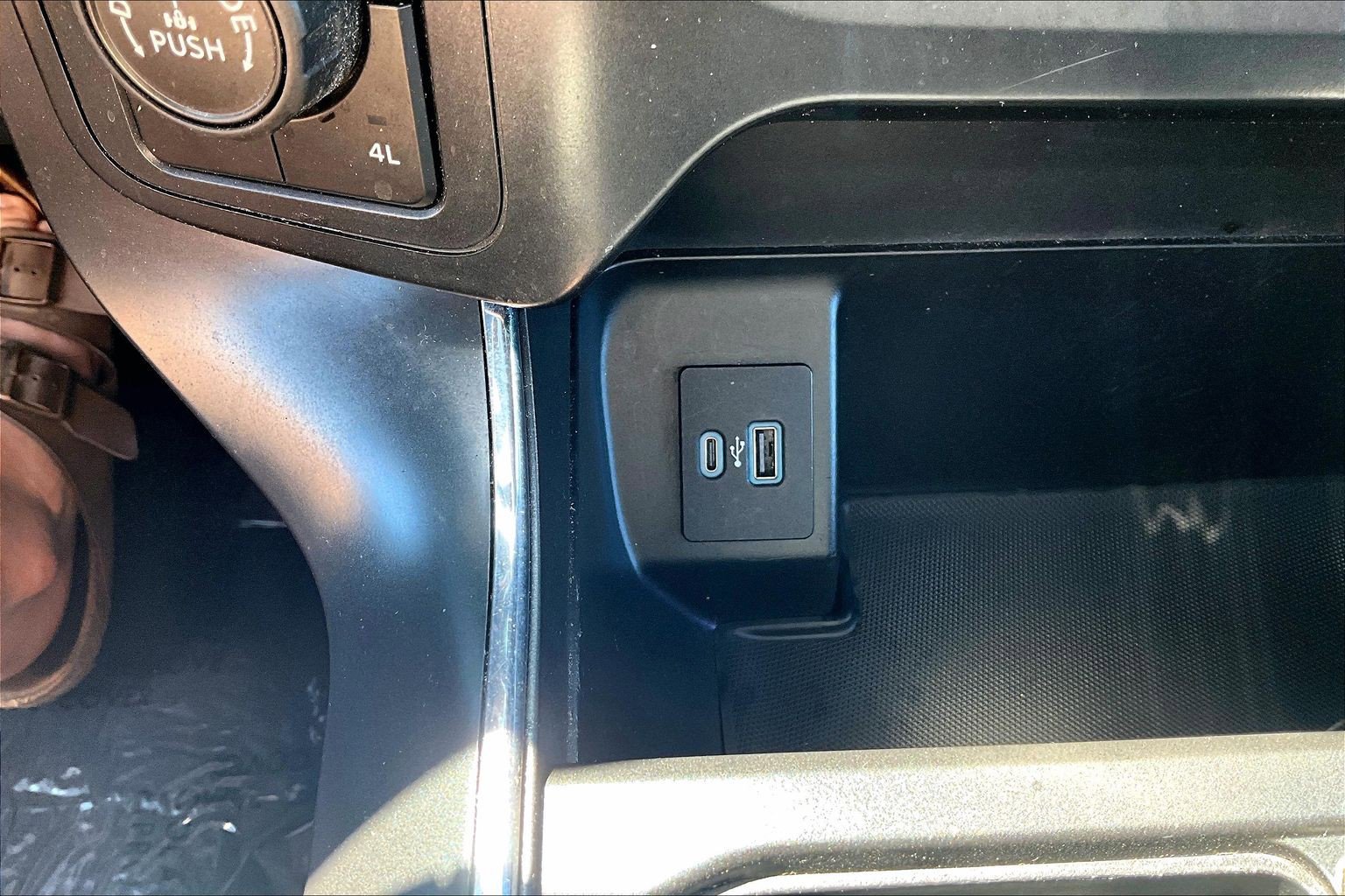 Certified 2022 Ford F150 XL w/ STX Black Appearance Package AWD/4WD image 32