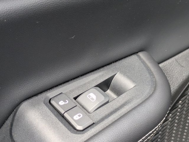 Used 2024 Jeep Grand Cherokee Altitude AWD/4WD image 26