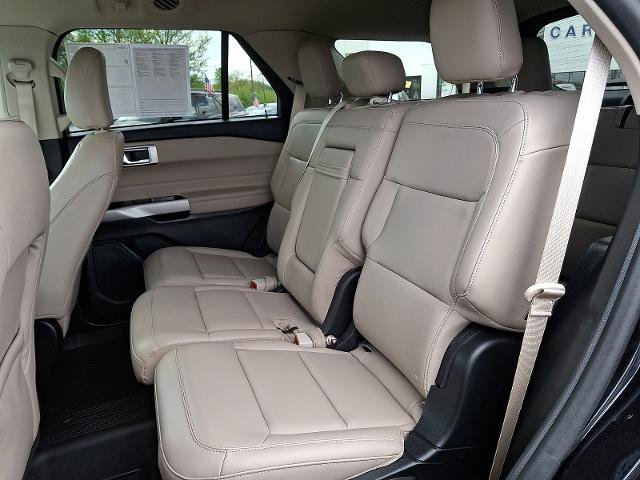 Certified 2023 Ford Explorer XLT w/ Equipment Group 202A AWD/4WD image 10
