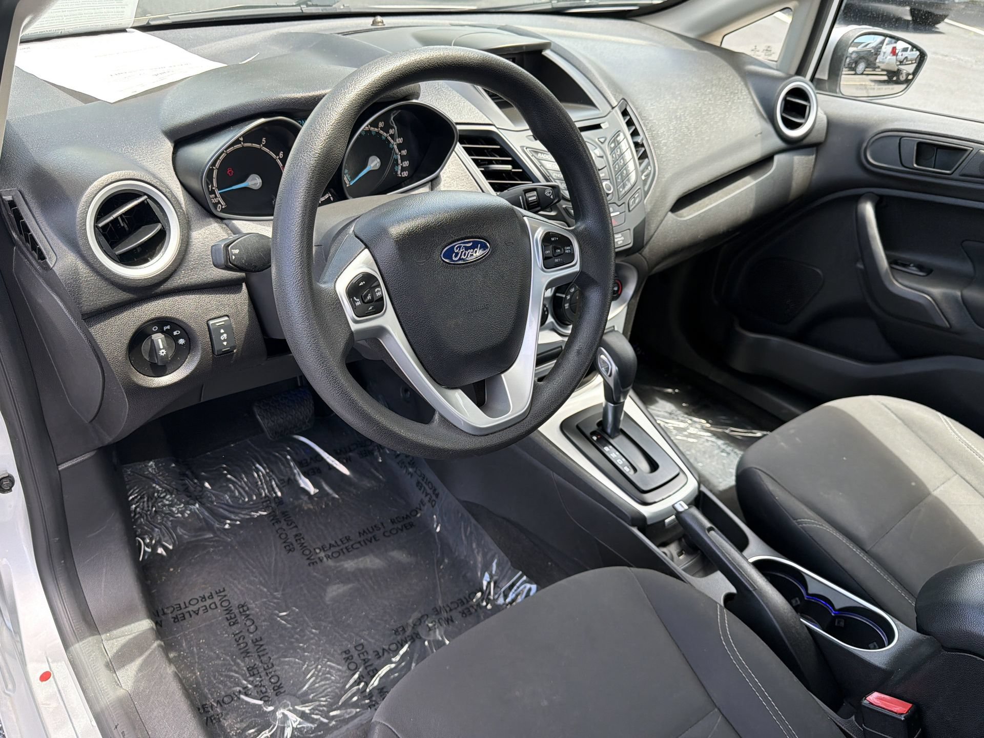 Certified 2018 Ford Fiesta SE FWD image 2