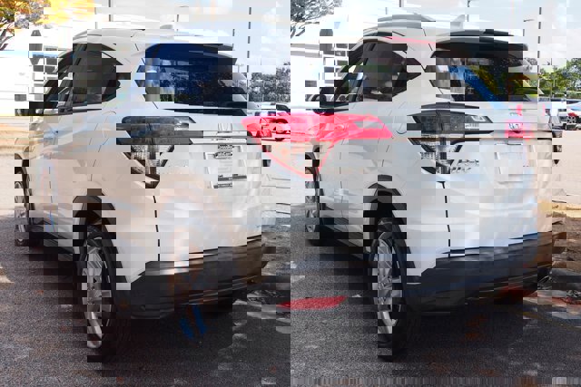 Used 2019 Honda HR-V EX-L image 5