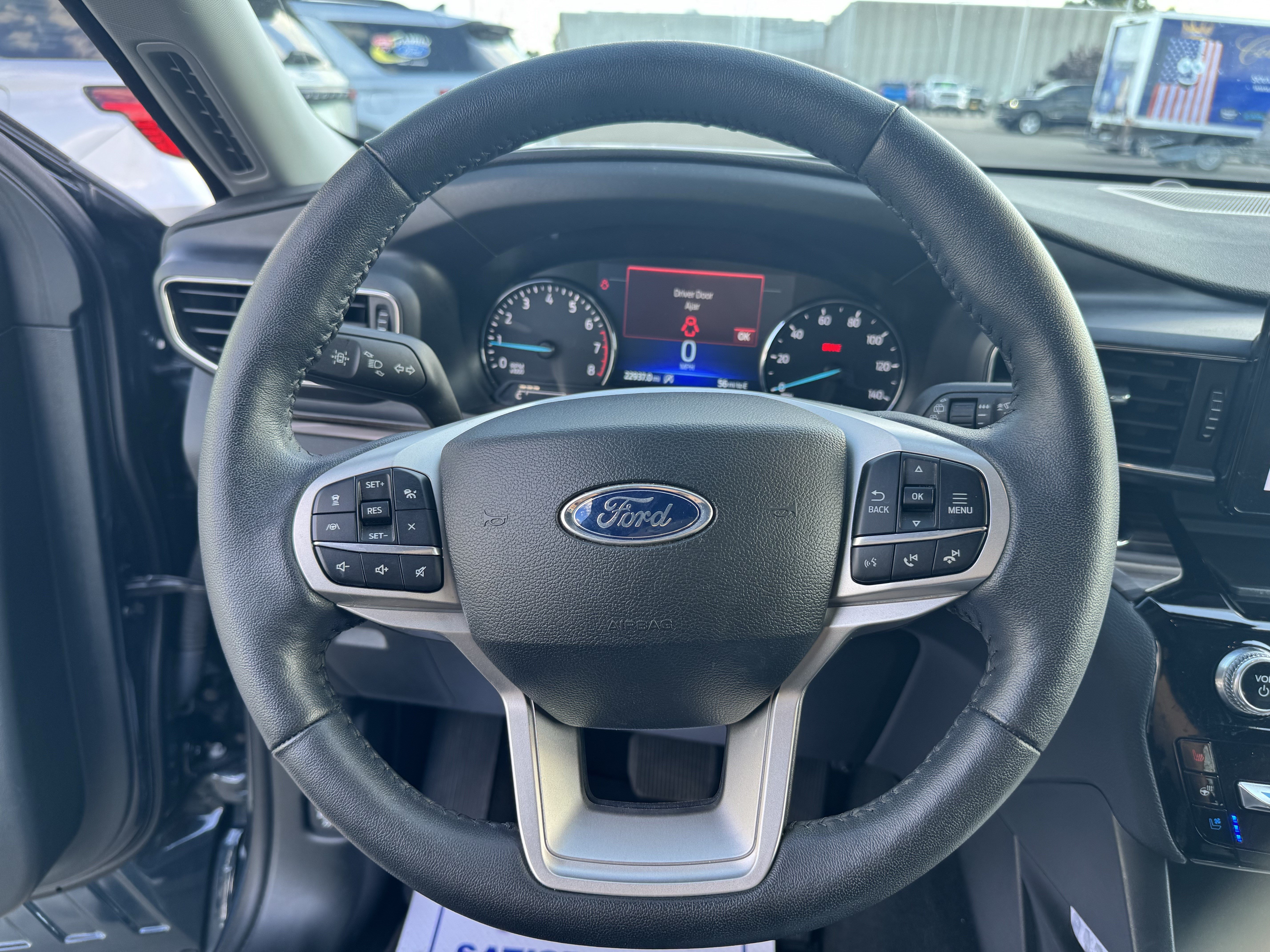 Certified 2024 Ford Explorer Limited w/ Equipment Group 301A AWD/4WD image 15