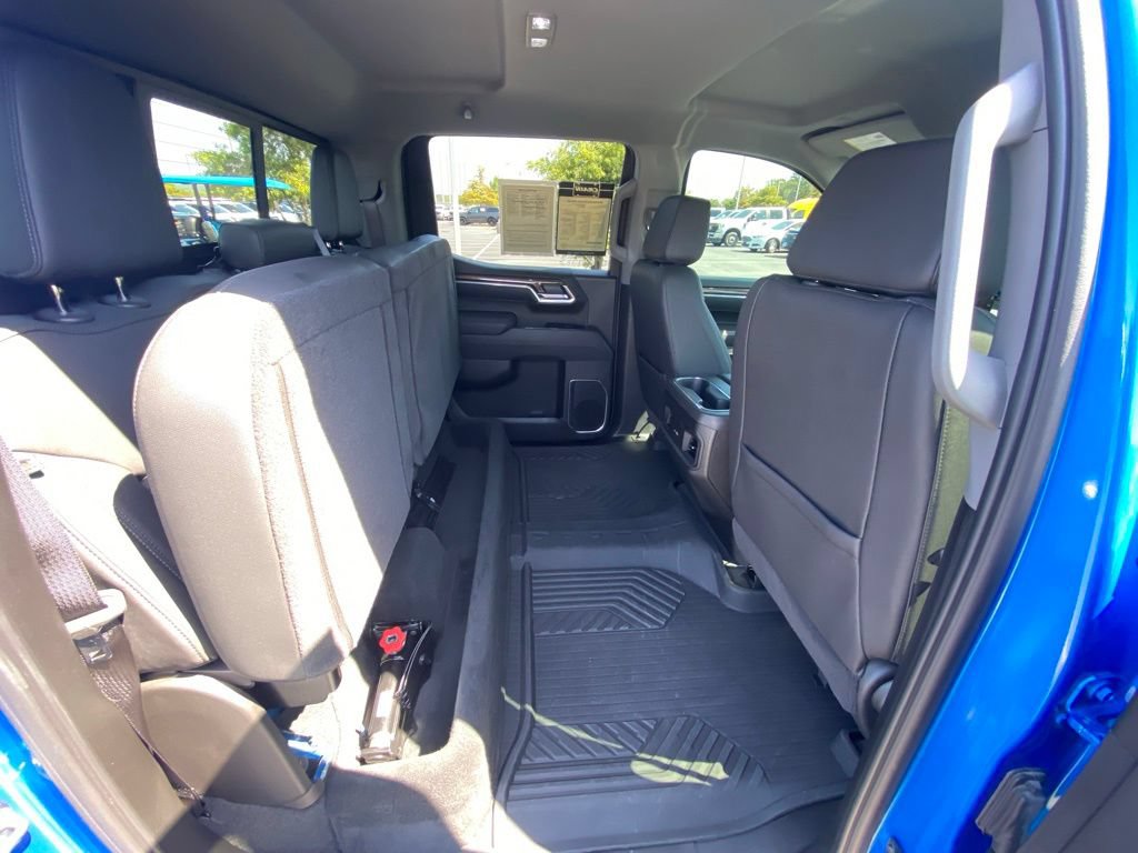 Used 2026 Chevrolet Silverado 1500 RST AWD/4WD image 26
