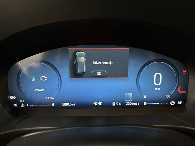 Certified 2025 Ford Escape PHEV w/ PHEV Premium Package image 15