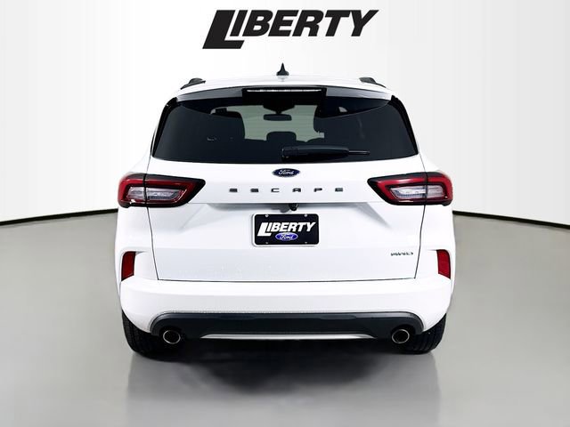 Certified 2023 Ford Escape ST-Line image 4