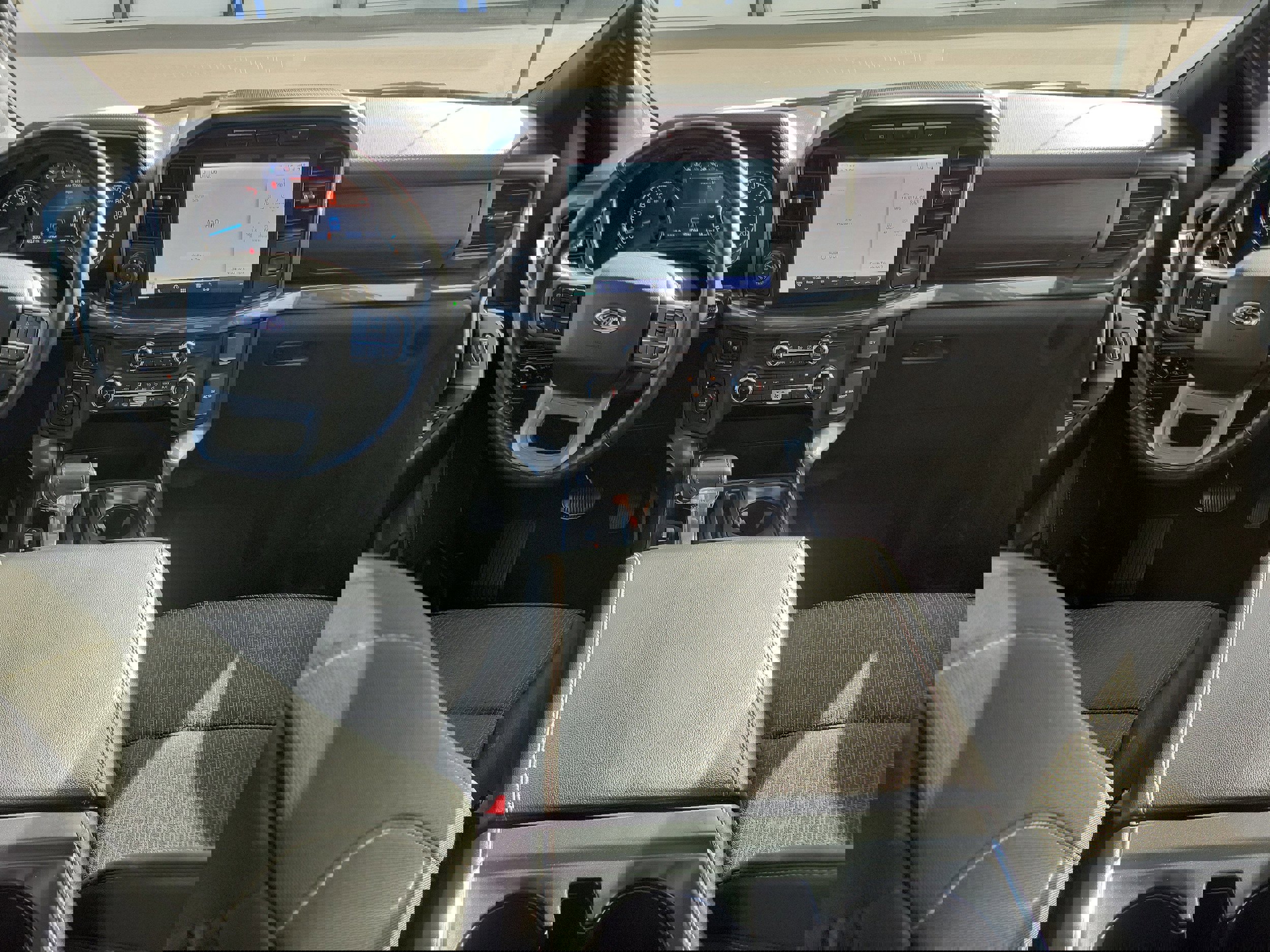 Certified 2022 Ford F150 XLT w/ Equipment Group 302A High image 15