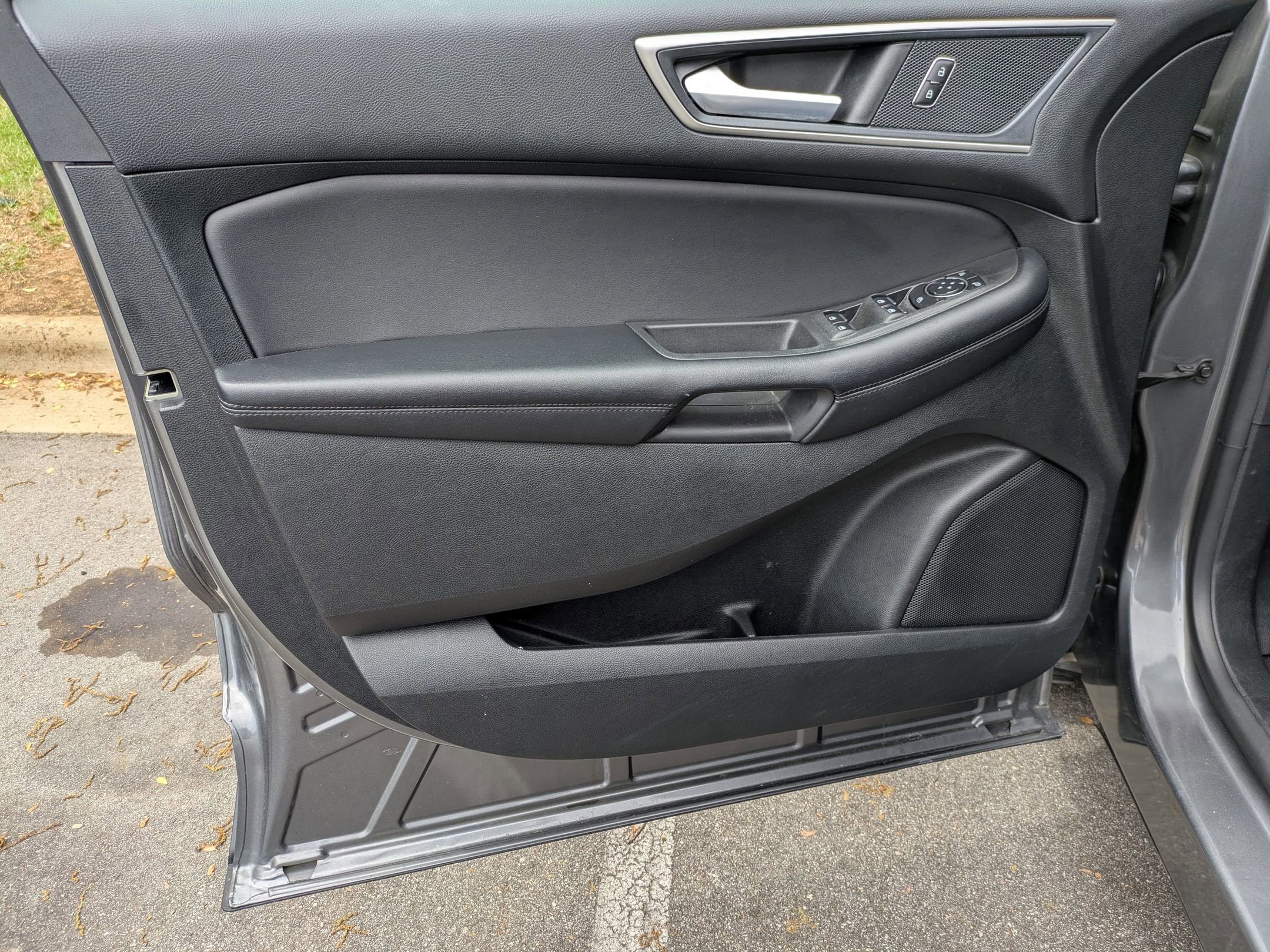 Certified 2023 Ford Edge SEL w/ Convenience Package image 10