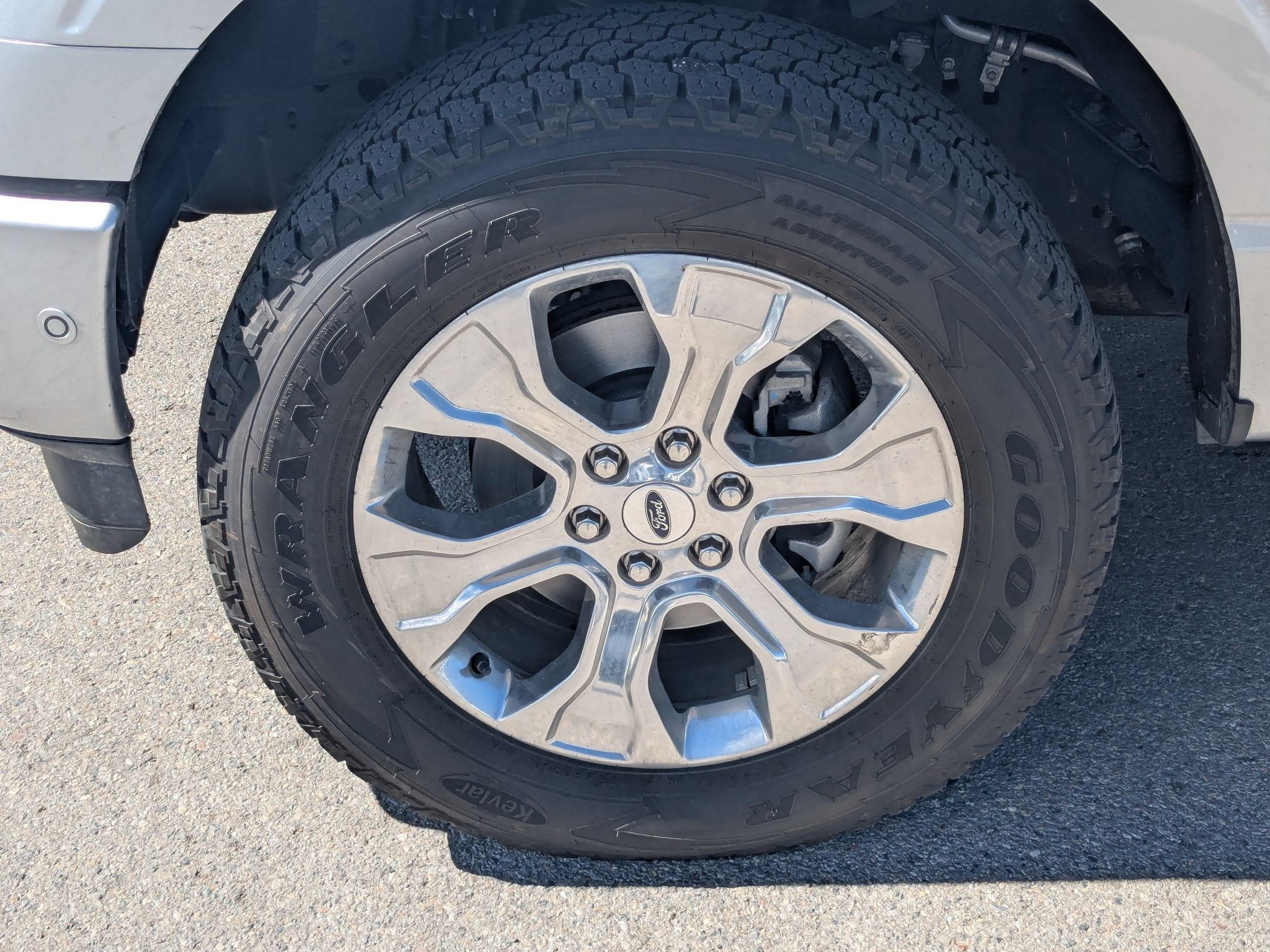 Certified 2022 Ford F150 Platinum w/ Equipment Group 701A High image 16