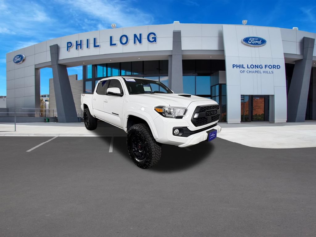 Used 2021 Toyota Tacoma TRD Sport w/ Technology Package AWD/4WD image 7