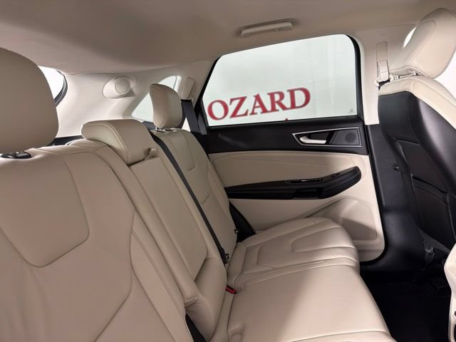 Certified 2020 Ford Edge Titanium FWD image 18