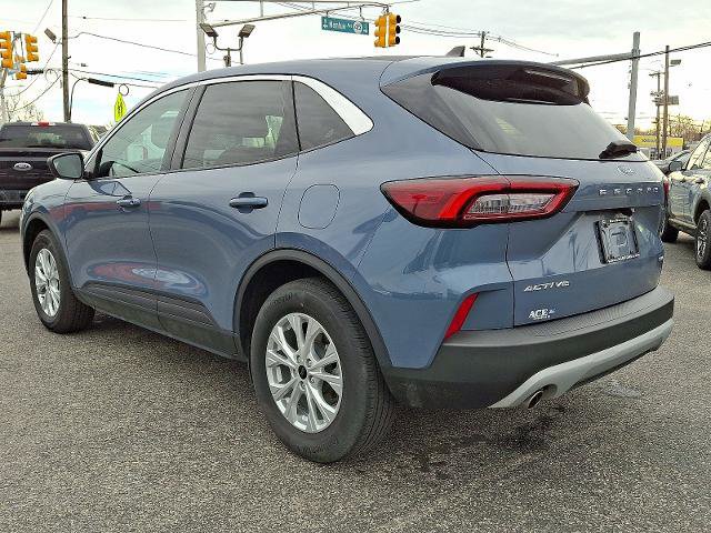 Certified 2024 Ford Escape Active image 2