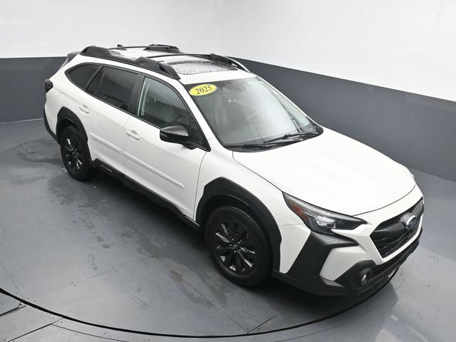 Used 2025 Subaru Outback Onyx Edition XT AWD/4WD image 16