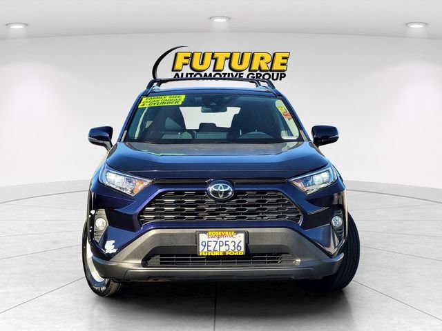 Used 2020 Toyota RAV4 XLE w/ All Weather Liner Package FWD image 2