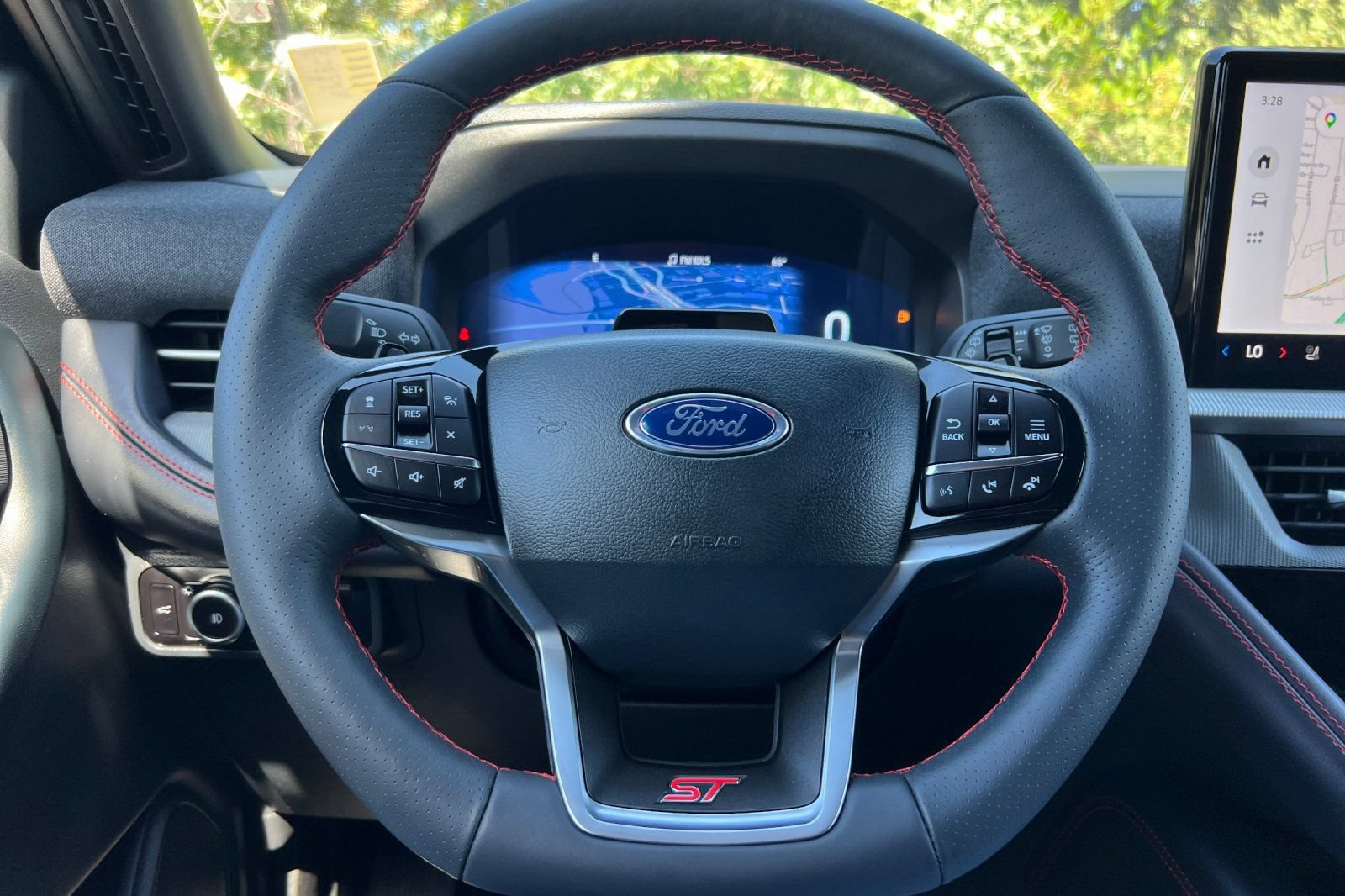 Certified 2025 Ford Explorer ST w/ Sun And Sound Package AWD/4WD image 26