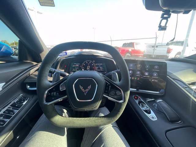 Used 2020 Chevrolet Corvette Stingray Premium Conv w/ 3LT Preferred Equipment Group RWD image 5