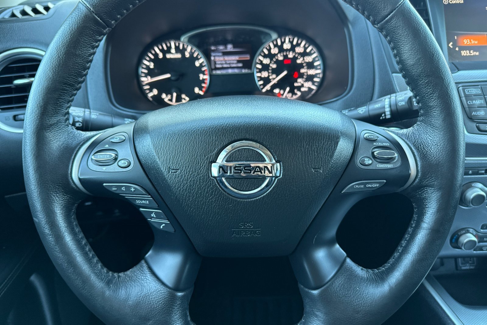 Used 2019 Nissan Pathfinder SL image 25