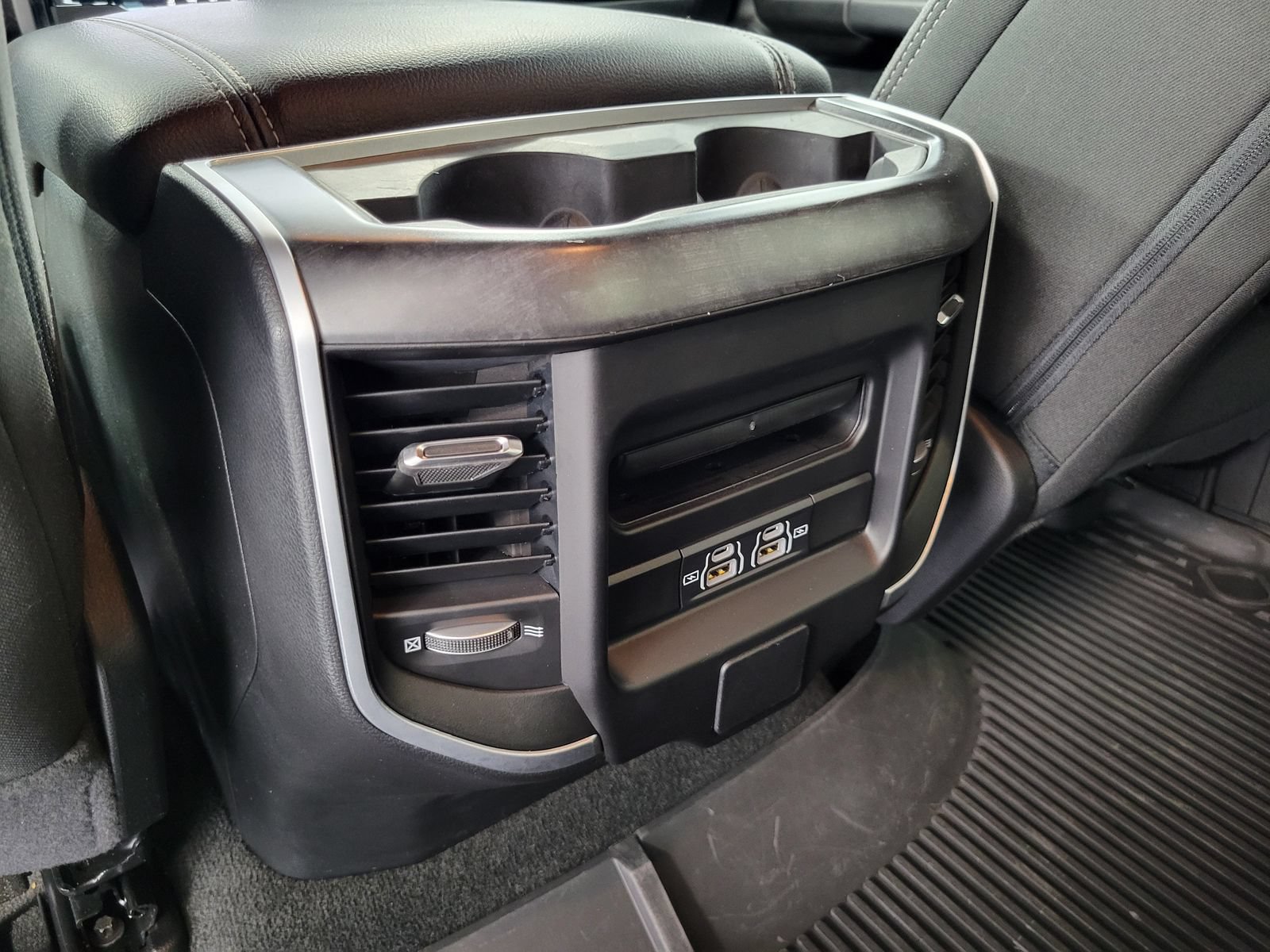 Used 2023 RAM 1500 Big Horn AWD/4WD image 28