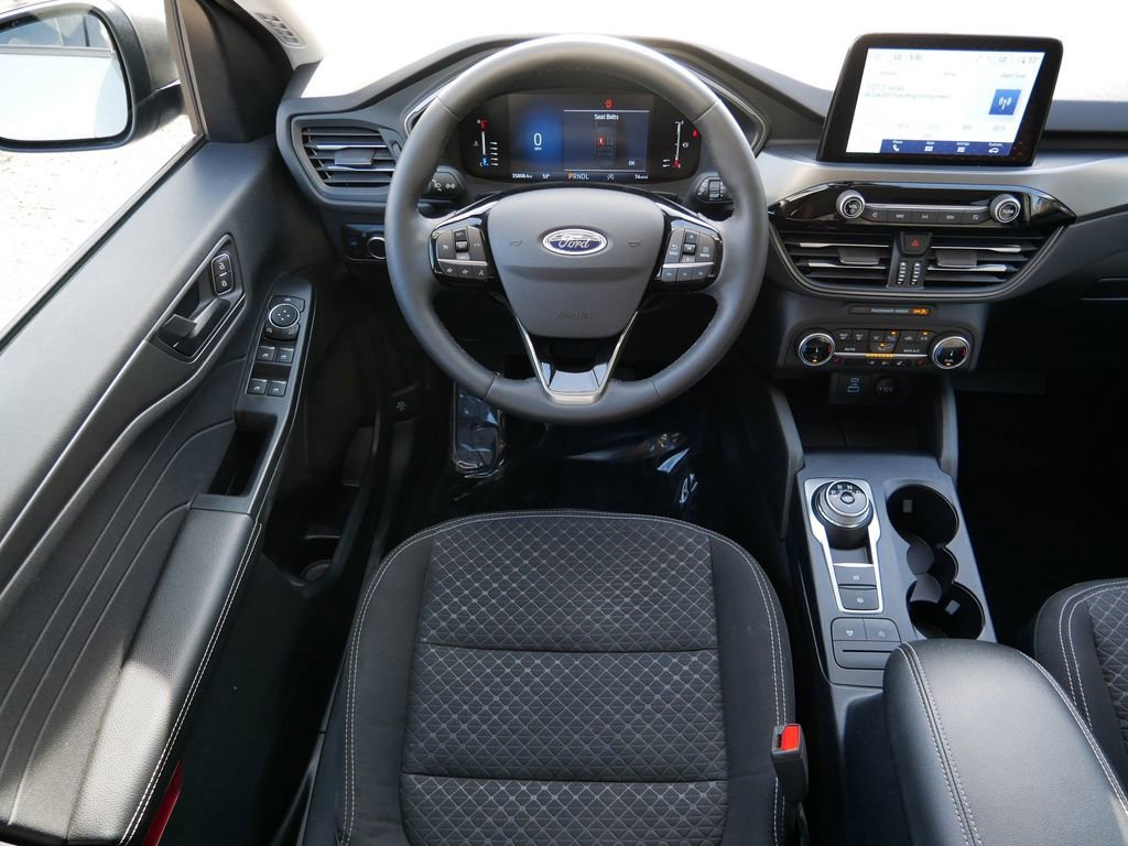 Certified 2023 Ford Escape Active AWD/4WD image 12