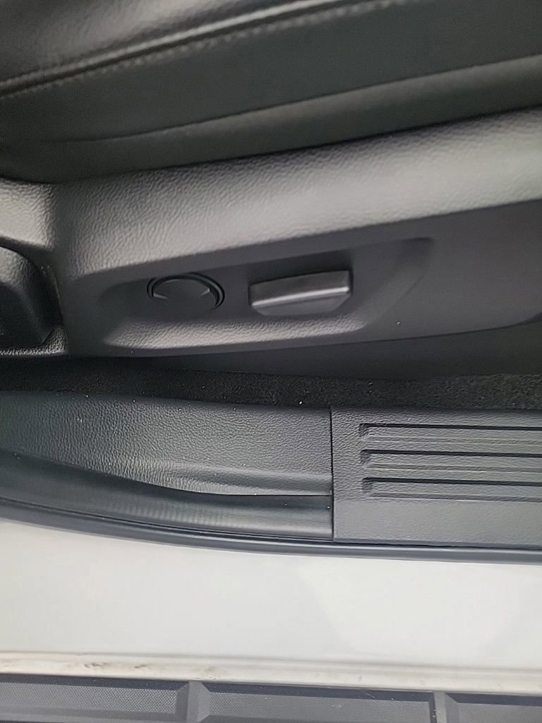 Certified 2023 Ford Ranger Lariat w/ FX4 Off-Road Package image 35