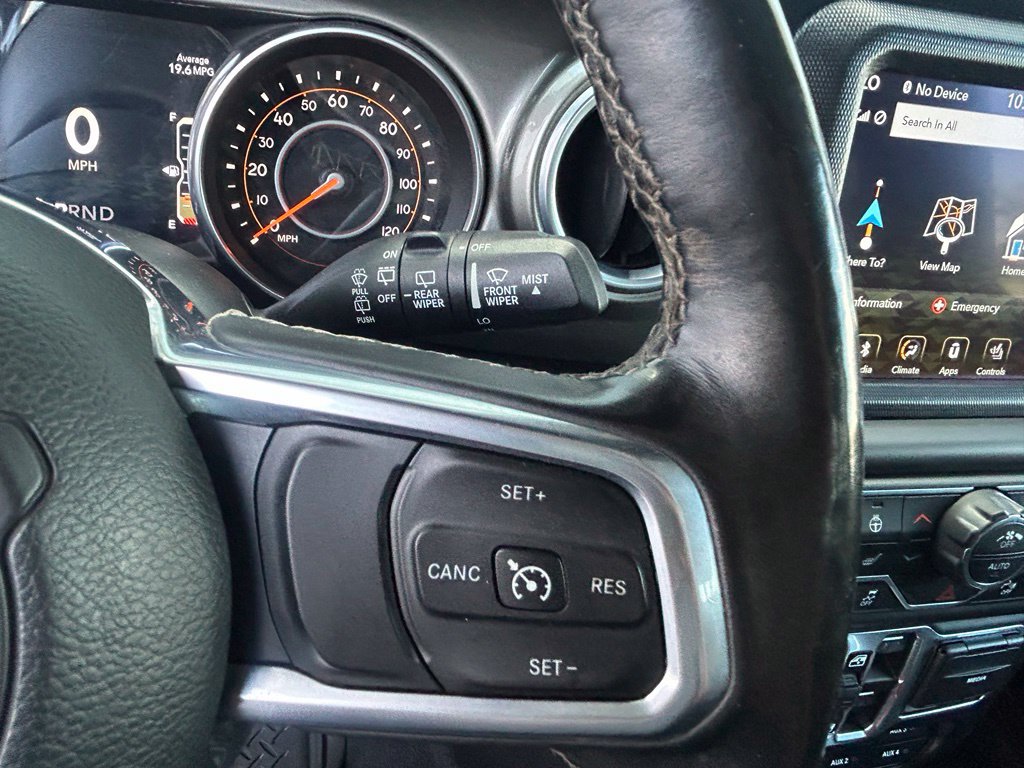 Used 2018 Jeep Wrangler Unlimited Sahara AWD/4WD image 18