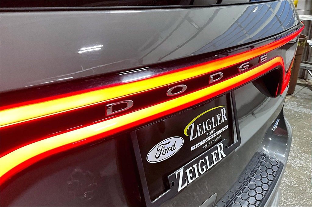 Used 2024 Dodge Durango GT image 32