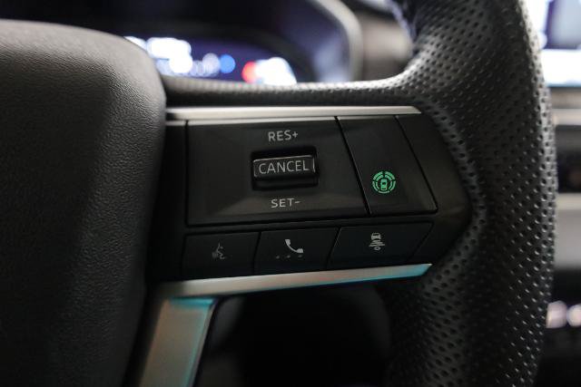 Used 2024 Mitsubishi Outlander SE AWD/4WD image 17