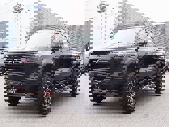 Used 2026 Chevrolet Colorado ZR2 w/ Technology Package image 1