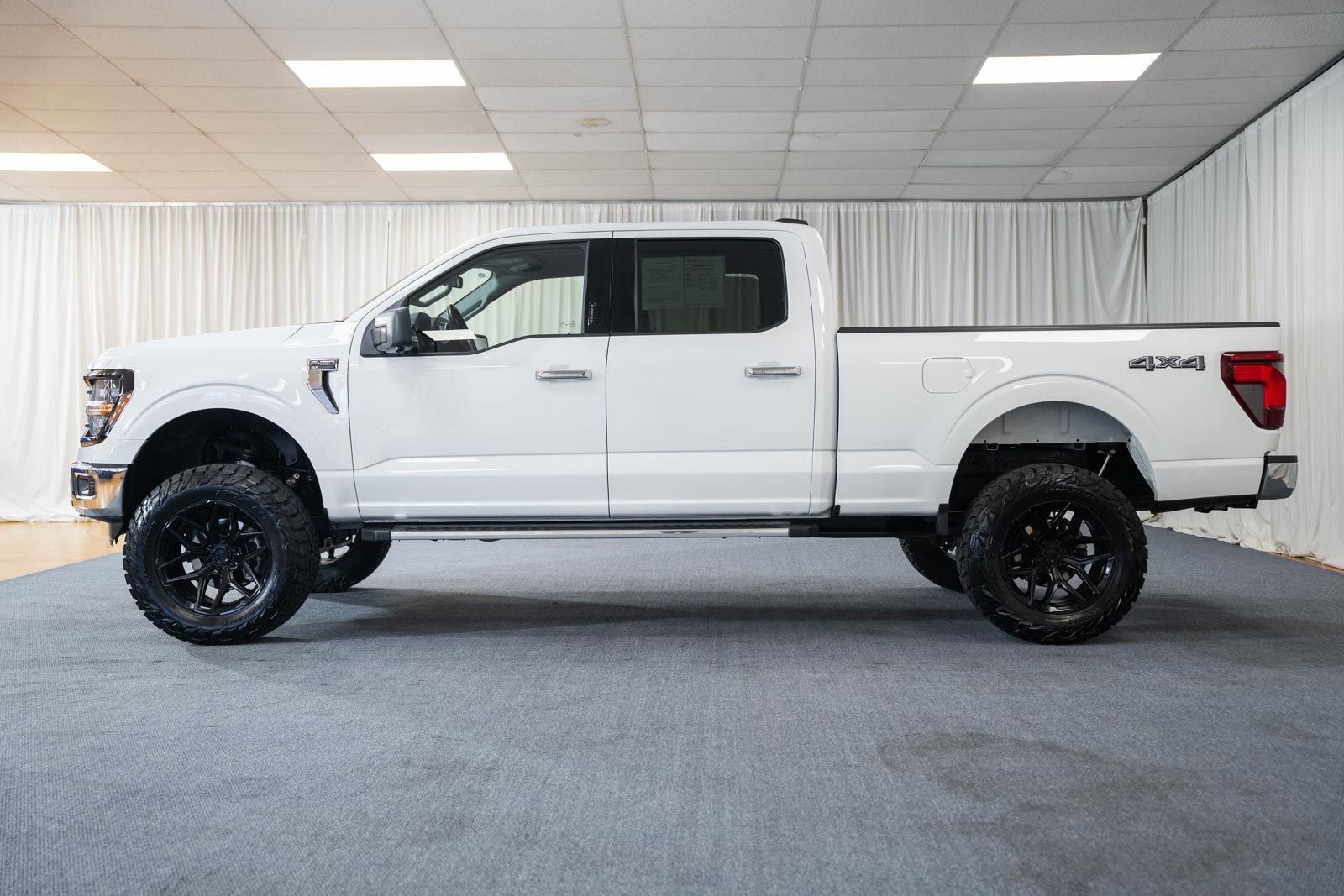 Certified 2024 Ford F150 XLT w/ Tow/Haul Package AWD/4WD image 4