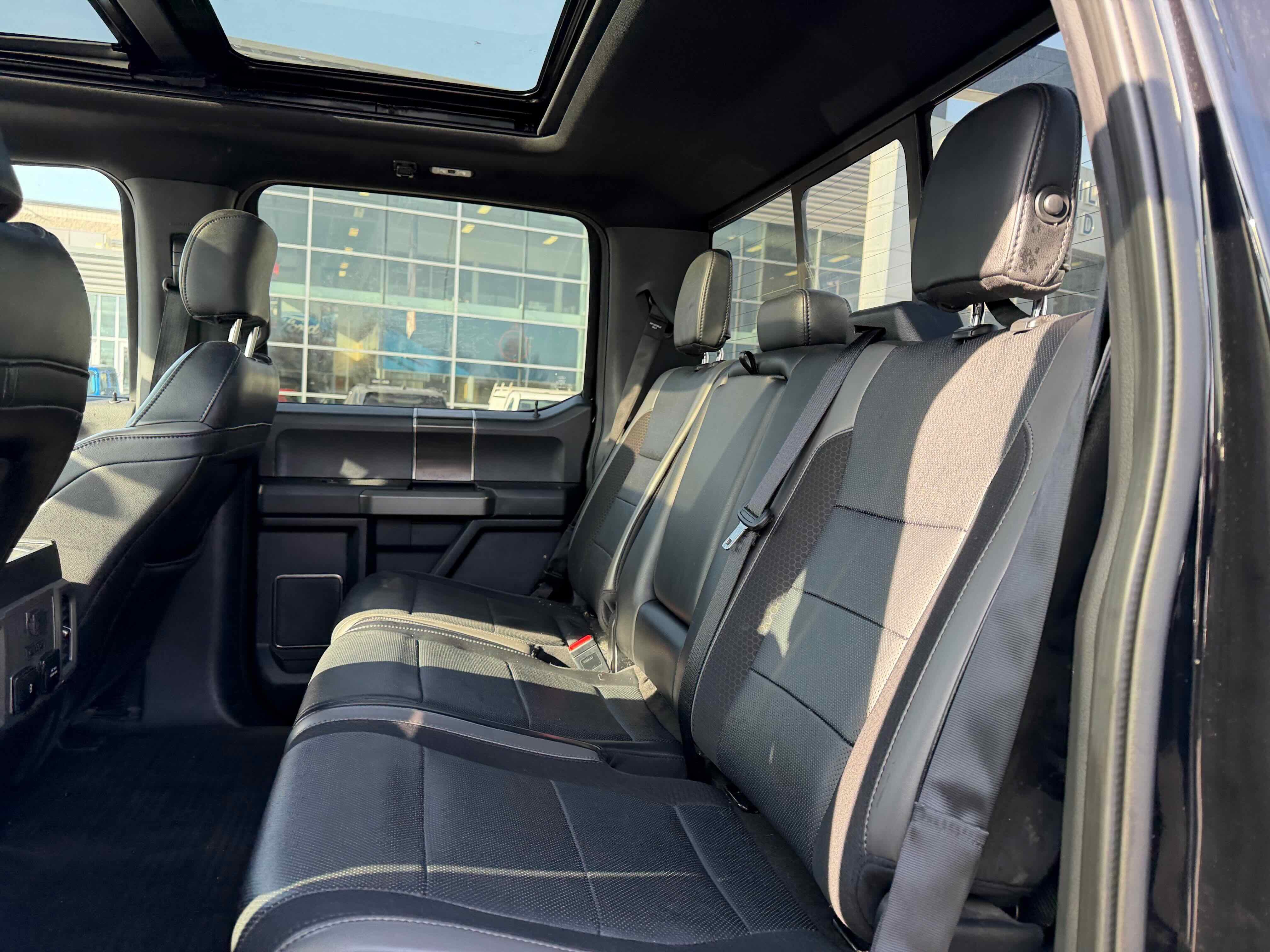 Certified 2020 Ford F150 Raptor w/ Equipment Group 802A Luxury image 30