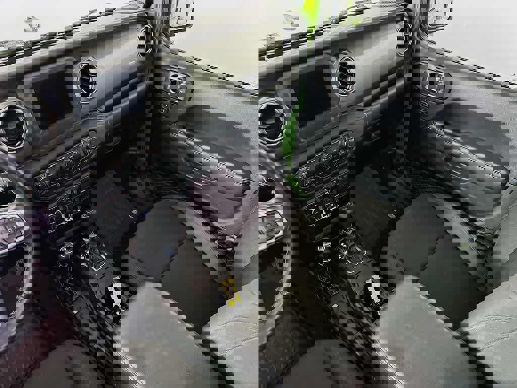 Used 2019 Jeep Wrangler Unlimited Sahara w/ LED Lighting Group image 14