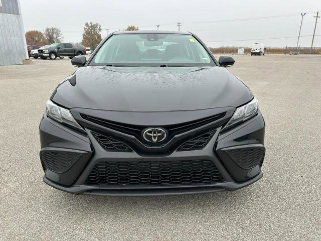 Used 2024 Toyota Camry SE image 8