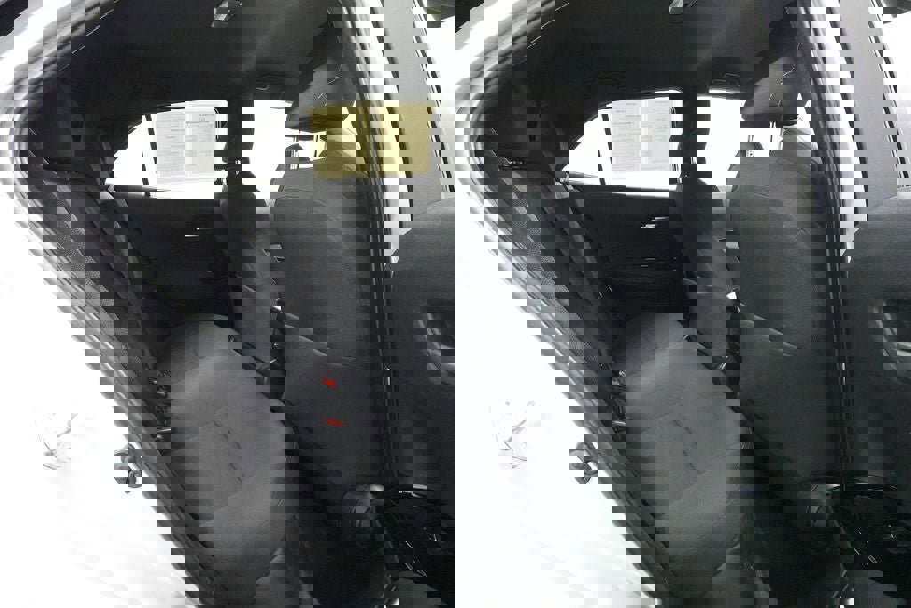 Used 2022 Toyota Corolla SE image 27