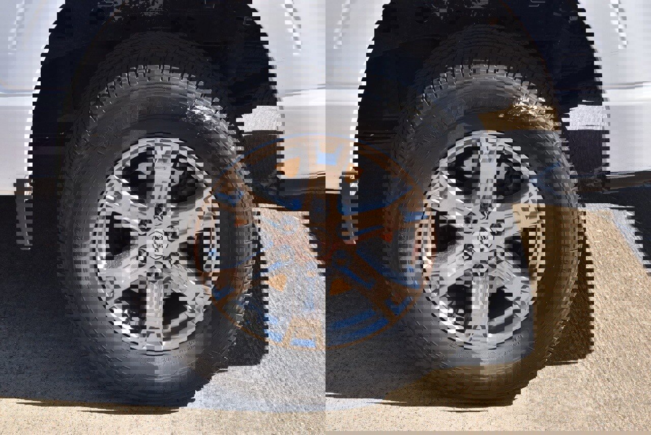 Certified 2021 Ford F150 XLT w/ Equipment Group 302A High image 9