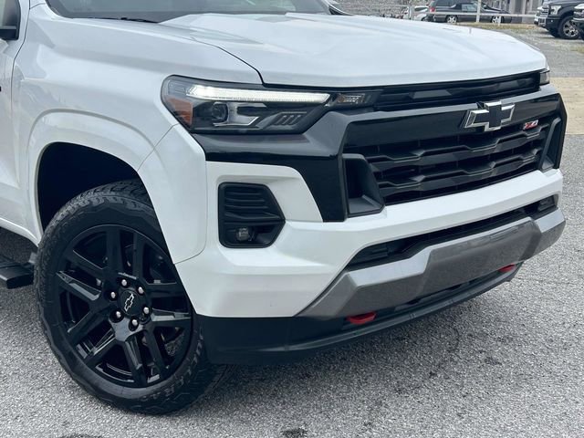 Used 2025 Chevrolet Colorado Z71 w/ Z71 Convenience Package 2 image 9