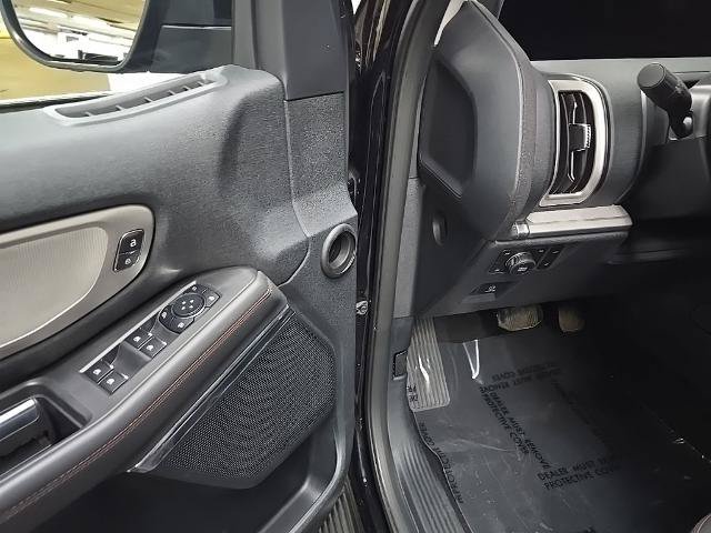 Certified 2025 Ford Expedition Active AWD/4WD image 33