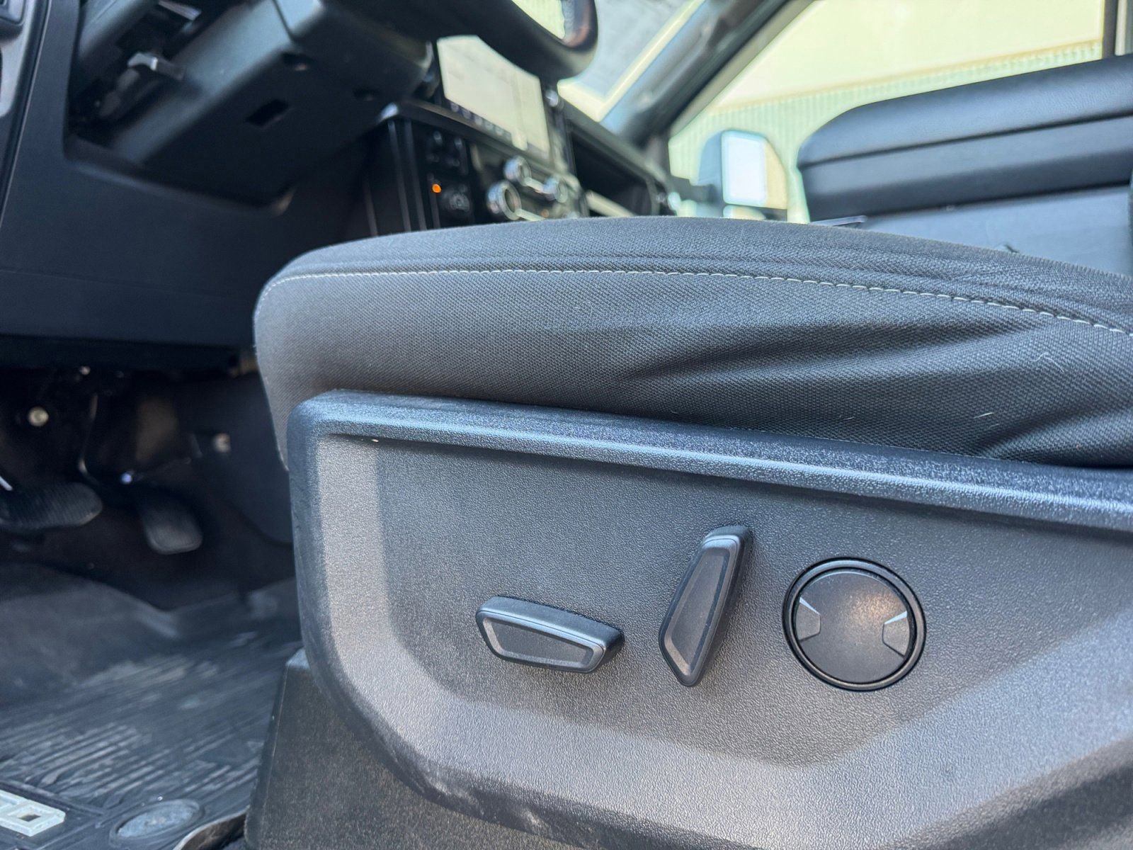 Certified 2023 Ford F150 XLT w/ Equipment Group 302A High image 21