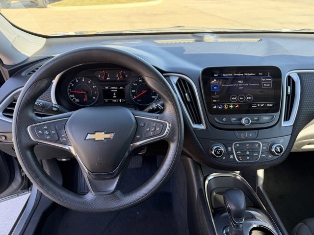Used 2023 Chevrolet Malibu LT image 13