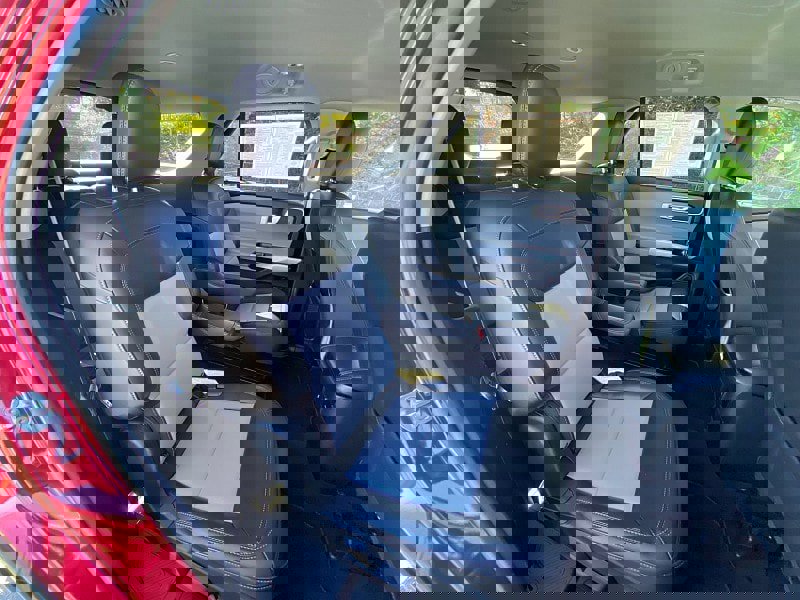 Certified 2022 Ford Explorer XLT w/ Equipment Group 202A image 40