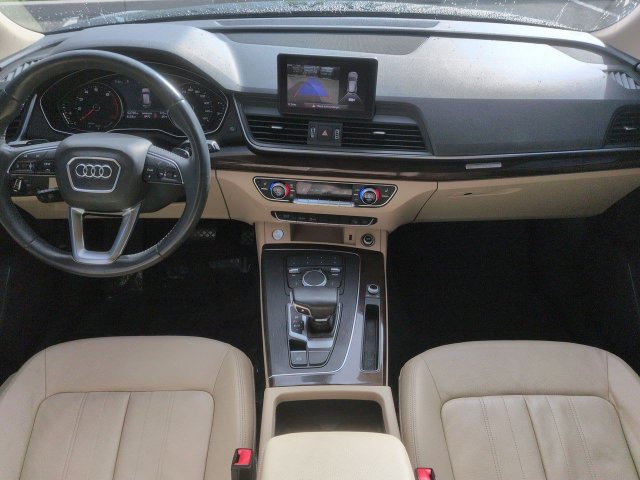 Used 2019 Audi Q5 2.0T Premium w/ Convenience Package AWD/4WD image 16