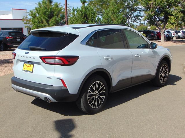 Certified 2026 Ford Escape SE FWD image 6
