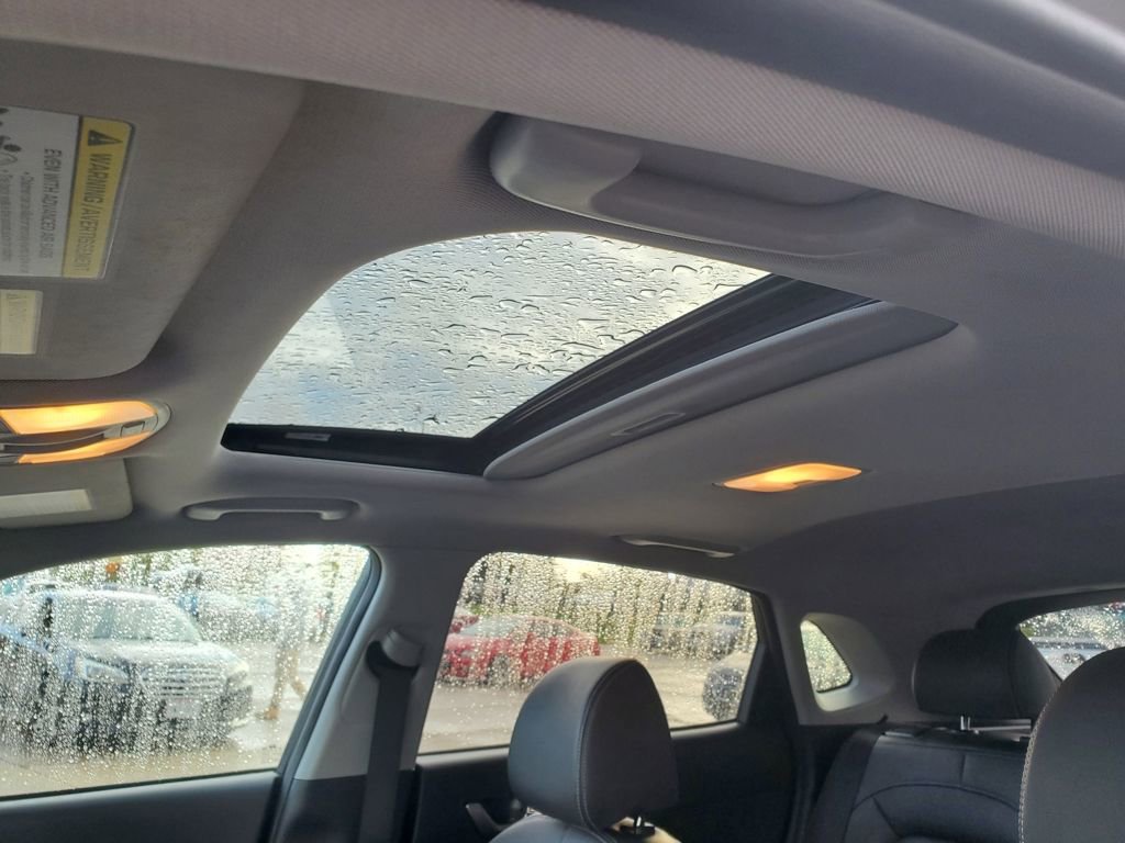 Used 2020 Hyundai Kona Limited image 15